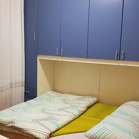 Ma 2 , 3 Rd Floor Apartment *